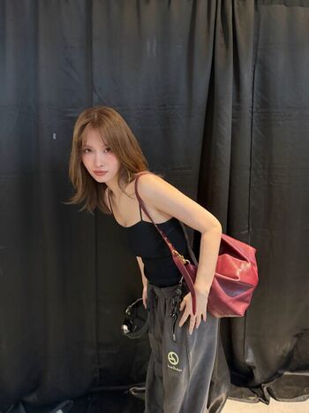 Hirai Momo
