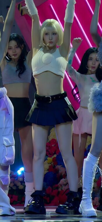Full leaked Hirai momo page private photo