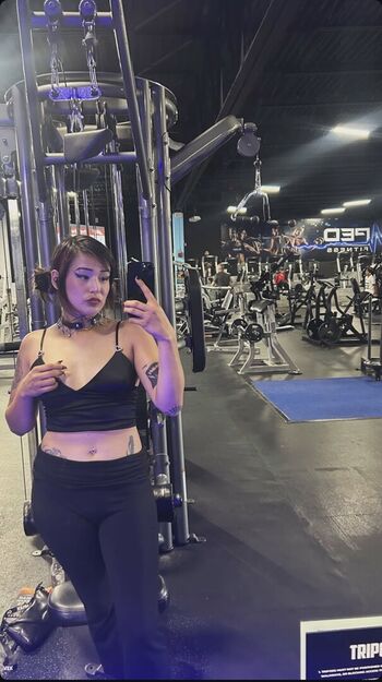 Full leaked Hispanic page private photo