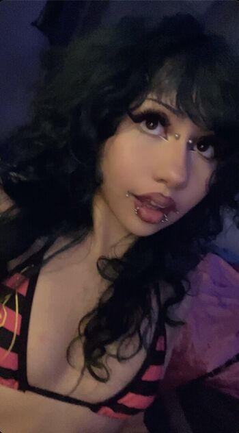 Full leaked Hispanic page private photo
