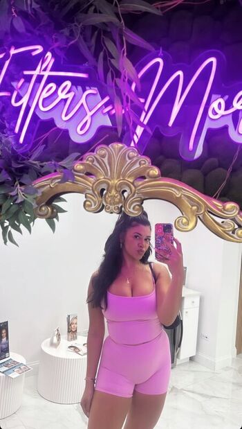 Full leaked Hispanic page private photo