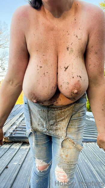 Full leaked Hobbyhooters private photo