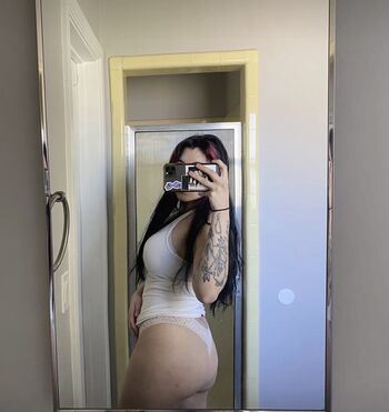 Full leaked Hoestacks private photo