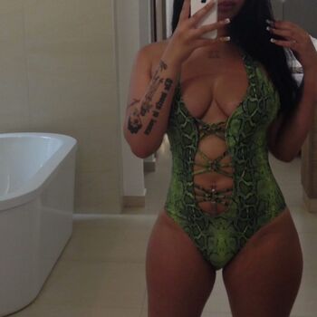 Full leaked Holaliz private photo