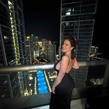 Full leaked Holasoythalia private onlyfans photo