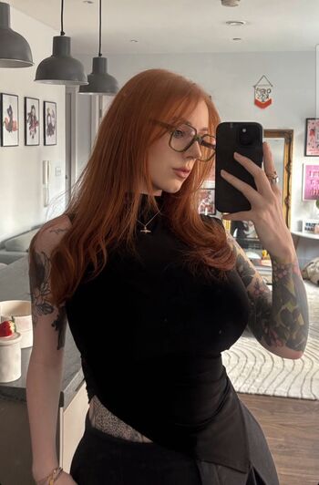 Full leaked Hollie rutter private photo