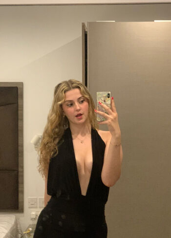 Full leaked Holly mckenzie private photo