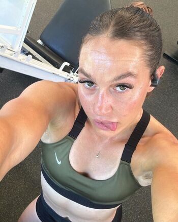 Full leaked Holly mills private photo