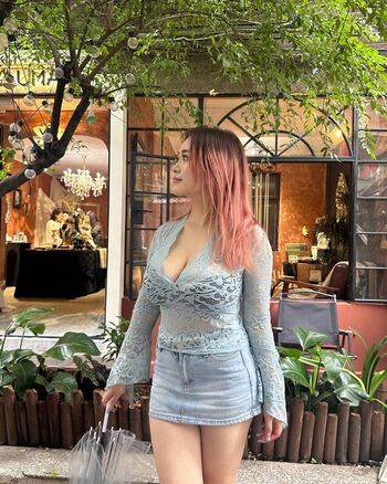 Full leaked Holly shu page private onlyfans photo