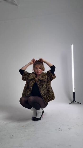 Full leaked Holly taylor private onlyfans photo