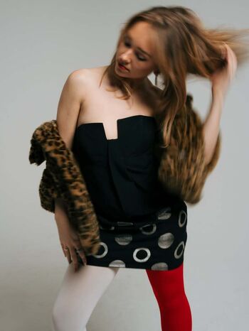 Full leaked Holly taylor private onlyfans photo