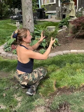 Full leaked Holly taylor private photo