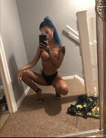 Full leaked Holly topen private photo