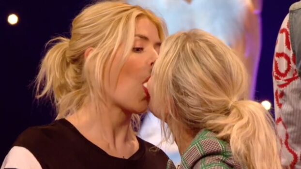 Full leaked Holly willoughby page private onlyfans photo