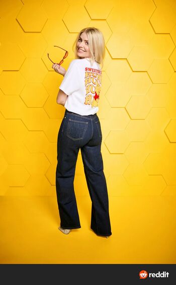 Full leaked Holly willoughby page private onlyfans photo