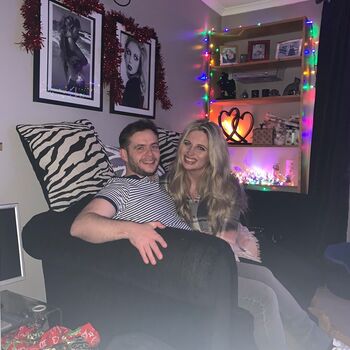 Full leaked Hollyknowlesworld page private photo