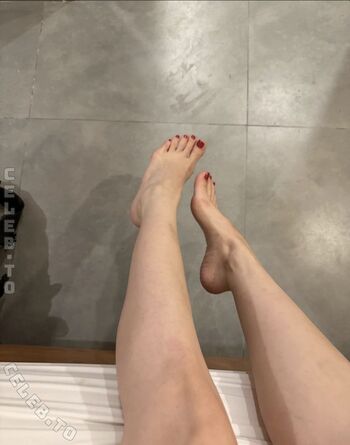 Full leaked Hollyloly private onlyfans photo