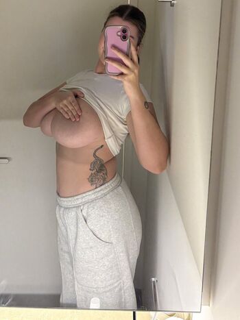 Full leaked Holybribriii private photo