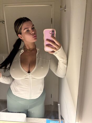 Full leaked Holybribriii private photo