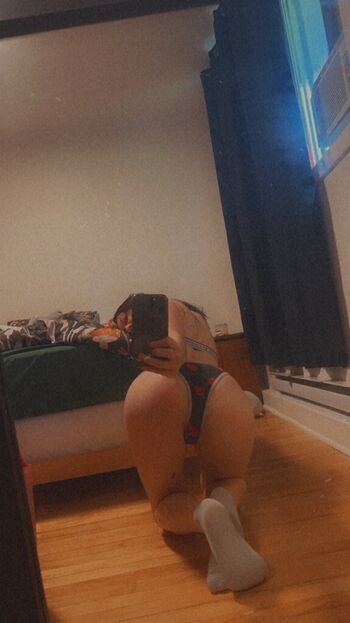 Full leaked Holybunnyxxx private onlyfans photo