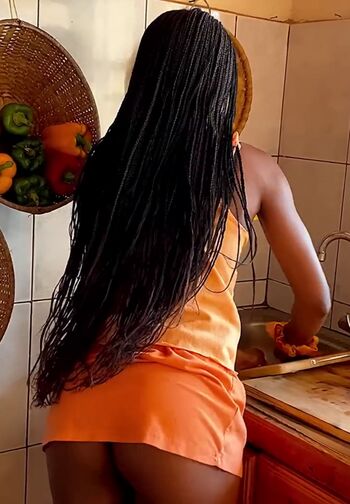 Full leaked Homemaking private photo