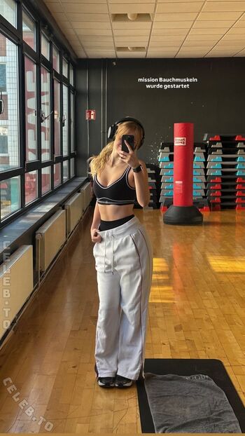 Full leaked Honey hannii private onlyfans photo