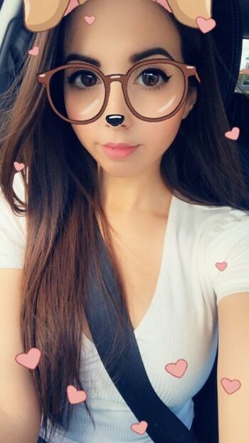 Full leaked Honeydewfawn private photo