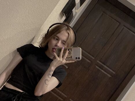 Full leaked Honeymolly private photo