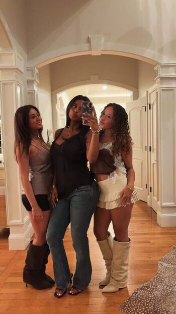 Full leaked Honeypot private onlyfans photo