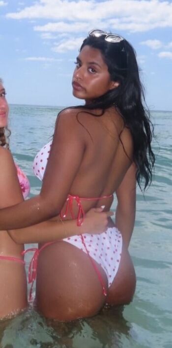 Full leaked Honeypot private onlyfans photo