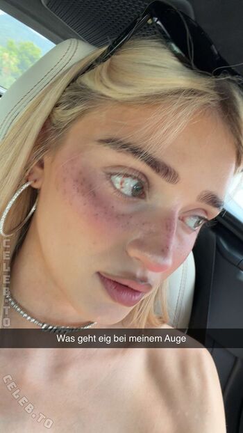 Full leaked Honeypuu private photo