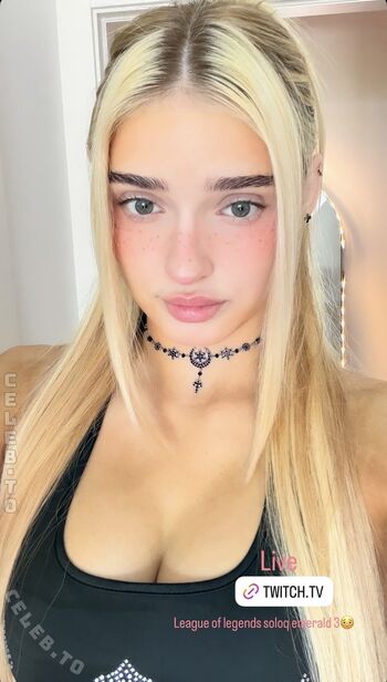Full leaked Honeypuu private photo