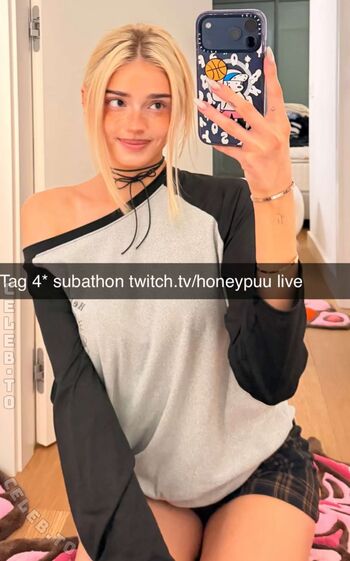 Full leaked Honeypuu private photo