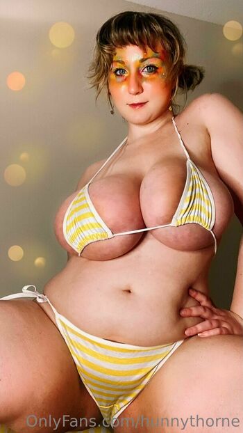 Full leaked Honeythorne private photo