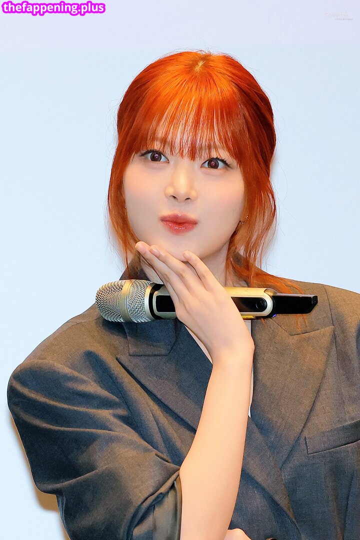 Hong Eunchae 홍은채