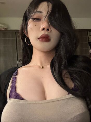 Full leaked Hongbin private photo