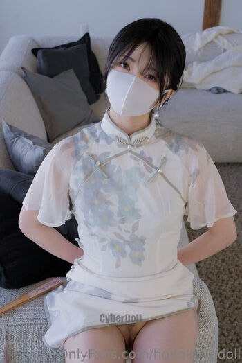 HongKongDoll