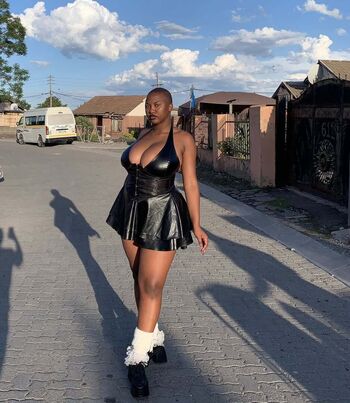 Full leaked Hood priincess page private onlyfans photo