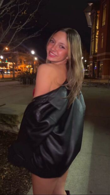 Full leaked Hope adams private photo