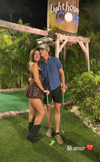 Full leaked Hope chadwick private photo