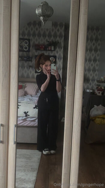 Full leaked Hope robertson private photo
