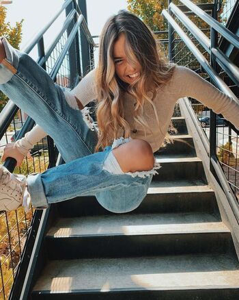 Full leaked Hopie schlenker page private onlyfans photo