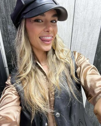 Full leaked Hopie schlenker page private onlyfans photo