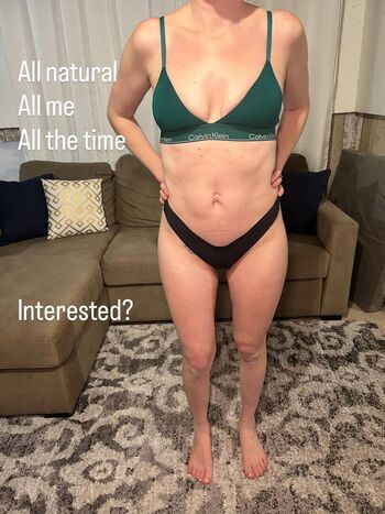 Hotblondemom12
