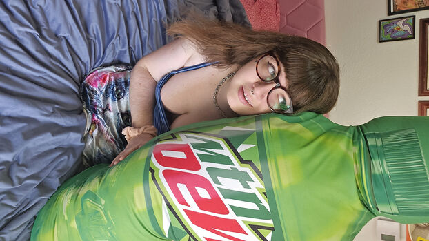 Full leaked Hotgirldrinksdew private photo