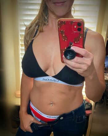 hotmommatease