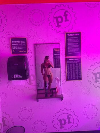 Full leaked Hotpissers private onlyfans photo