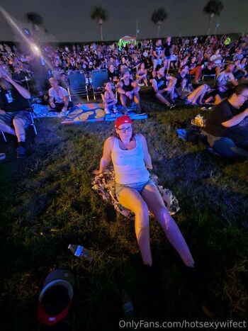 Full leaked Hotsexywifect private onlyfans photo