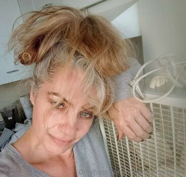 Full leaked Hotstepmomcasey private onlyfans photo