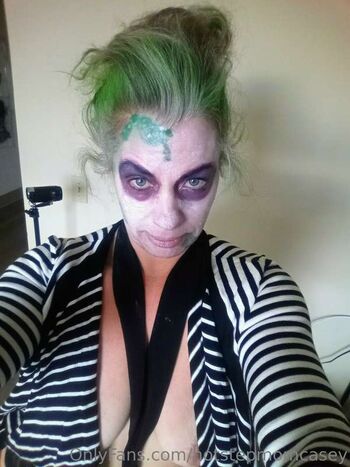 Full leaked Hotstepmomcasey private onlyfans photo